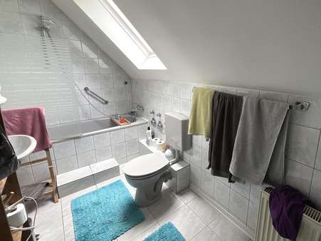 Badezimmer Altbau Badezimmer Altbau - Zweifamilienhaus in 42897 Remscheid mit 222m² kaufen