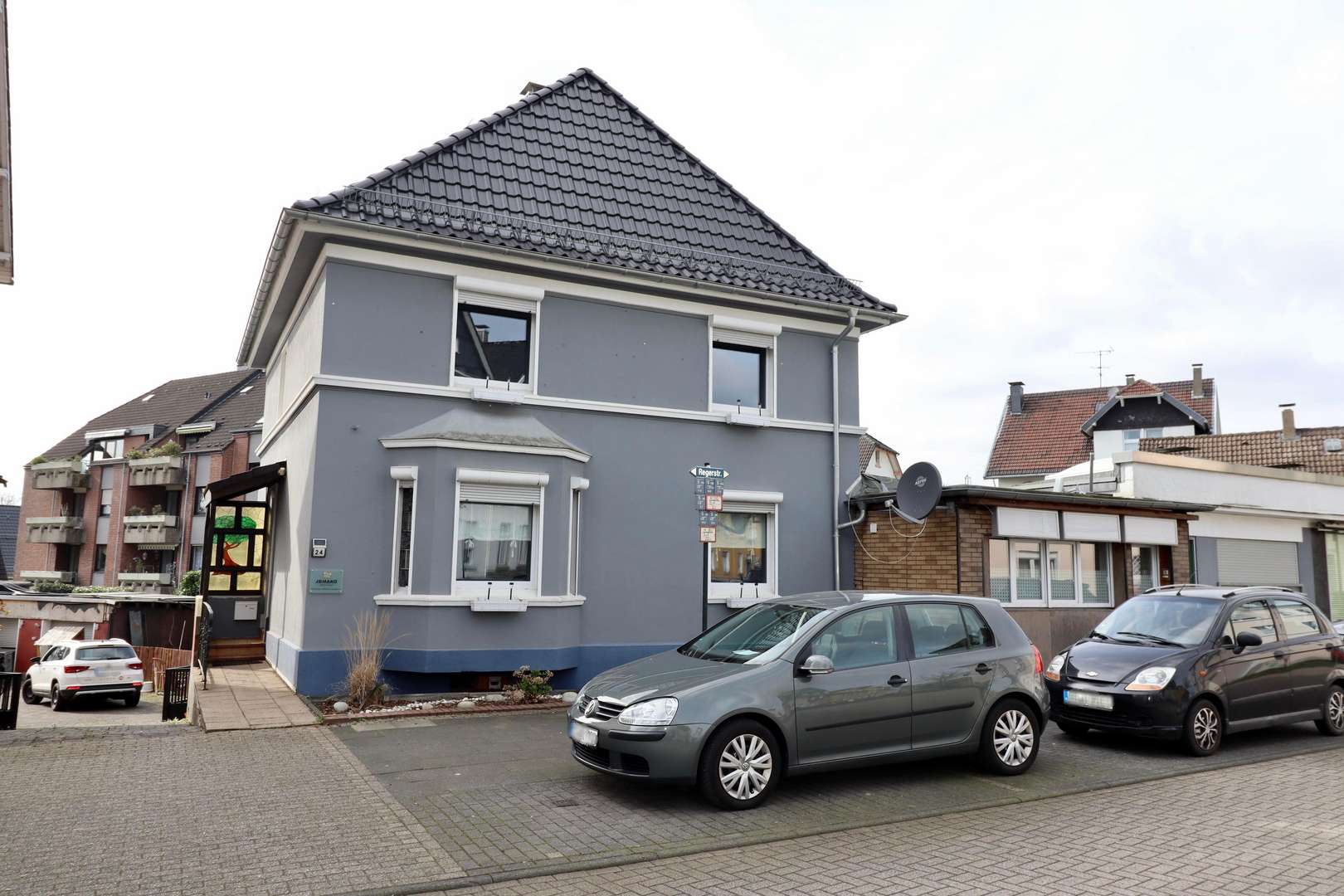 Vorderansicht - Einfamilienhaus in 42657 Solingen mit 147m² kaufen