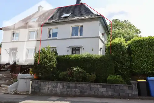 Eine Wohlfühloase für die Familie. Modernisierte Doppelhaushälfte mit Garten in guter Wohnlage