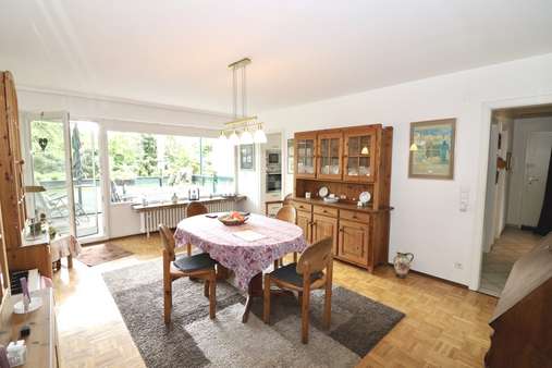 Wohnzimmer Wohnzimmer - Etagenwohnung in 42651 Solingen mit 73m² kaufen