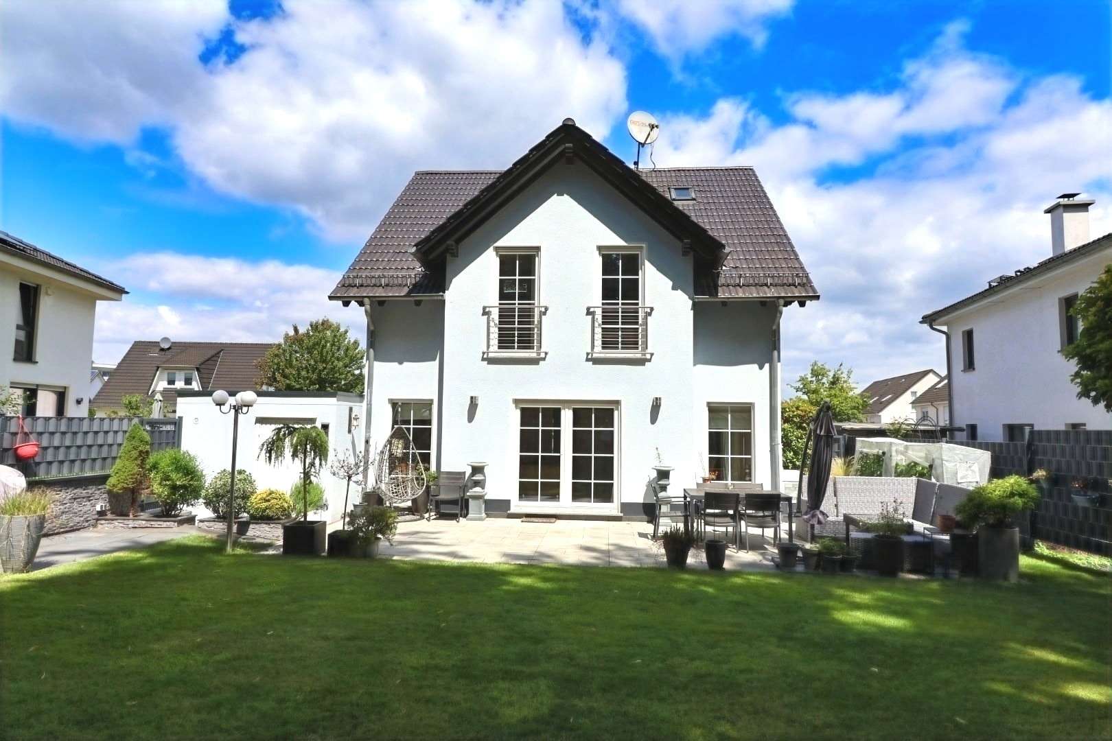 Gartenseite Gartenseite - Einfamilienhaus in 42651 Solingen mit 121m² kaufen