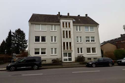 Hausansicht - Mehrfamilienhaus in 42659 Solingen mit 352m² kaufen