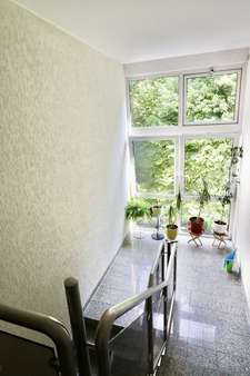 Treppenhaus Treppenhaus - Dachgeschosswohnung in 42655 Solingen mit 135m² kaufen
