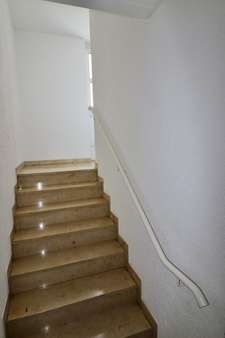 Treppenhaus Treppenhaus - Etagenwohnung in 42651 Solingen mit 90m² kaufen