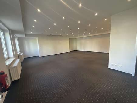 Besprechungsraum - Sonstige in 47166 Duisburg mit 261m² kaufen
