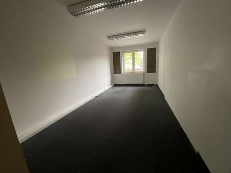 Büro - Sonstige in 47166 Duisburg mit 261m² kaufen