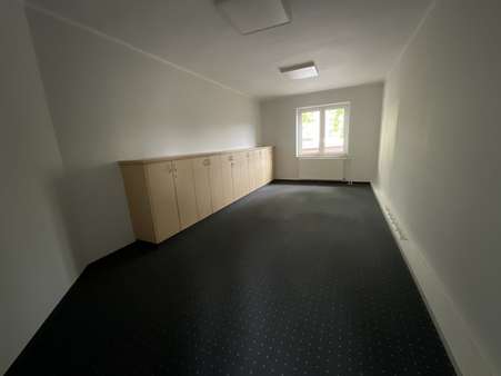 Büro - Sonstige in 47166 Duisburg mit 261m² kaufen