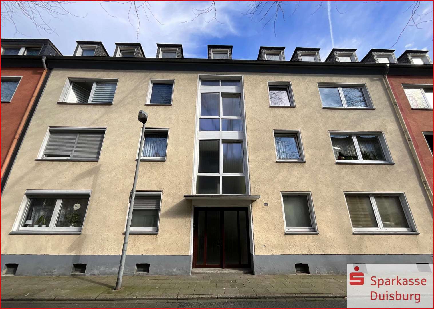 Außenansicht - Dachgeschosswohnung in 46045 Oberhausen mit 47m² kaufen