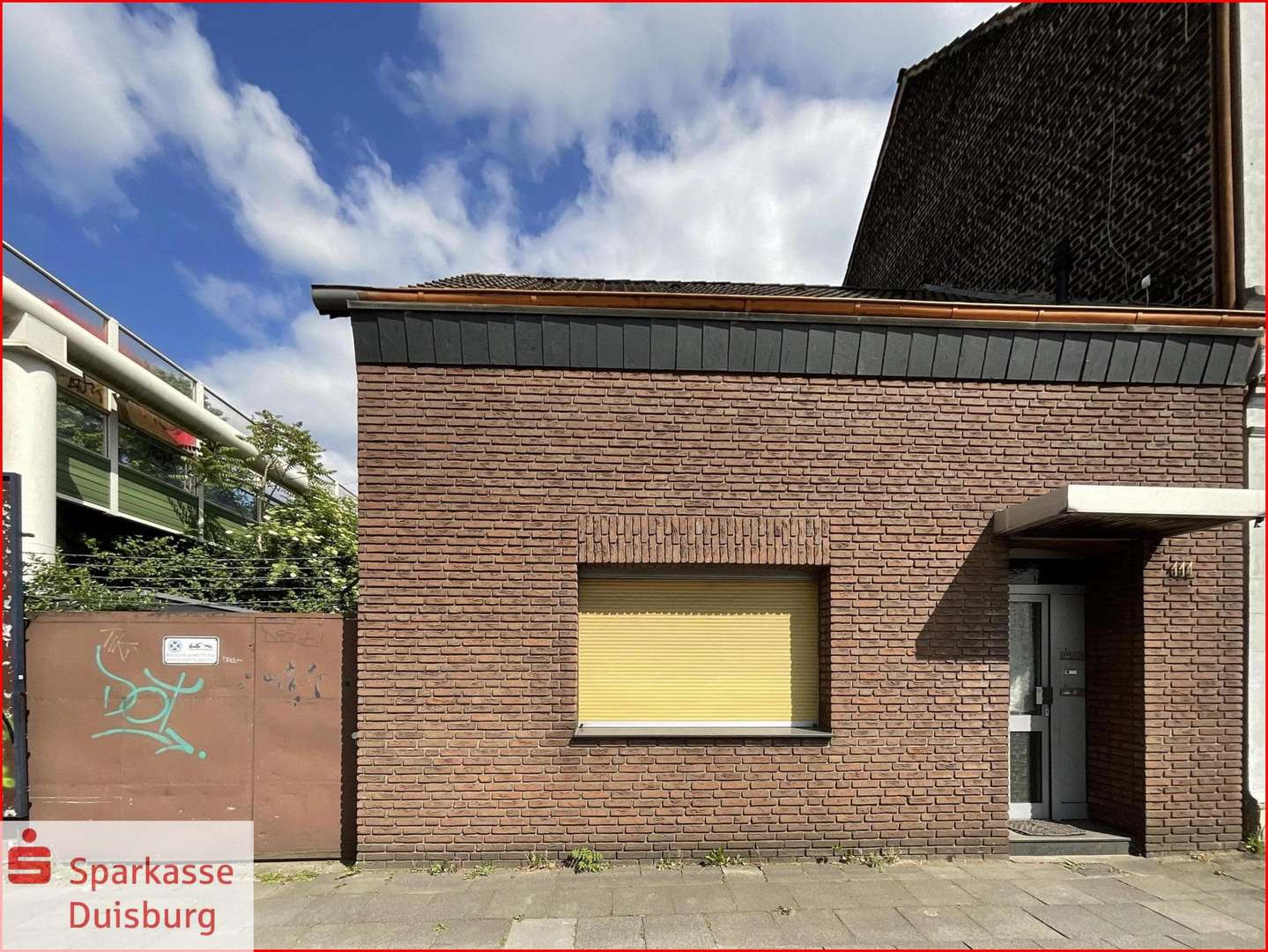 Frontansicht - Reihenendhaus in 47138 Duisburg mit 105m² kaufen