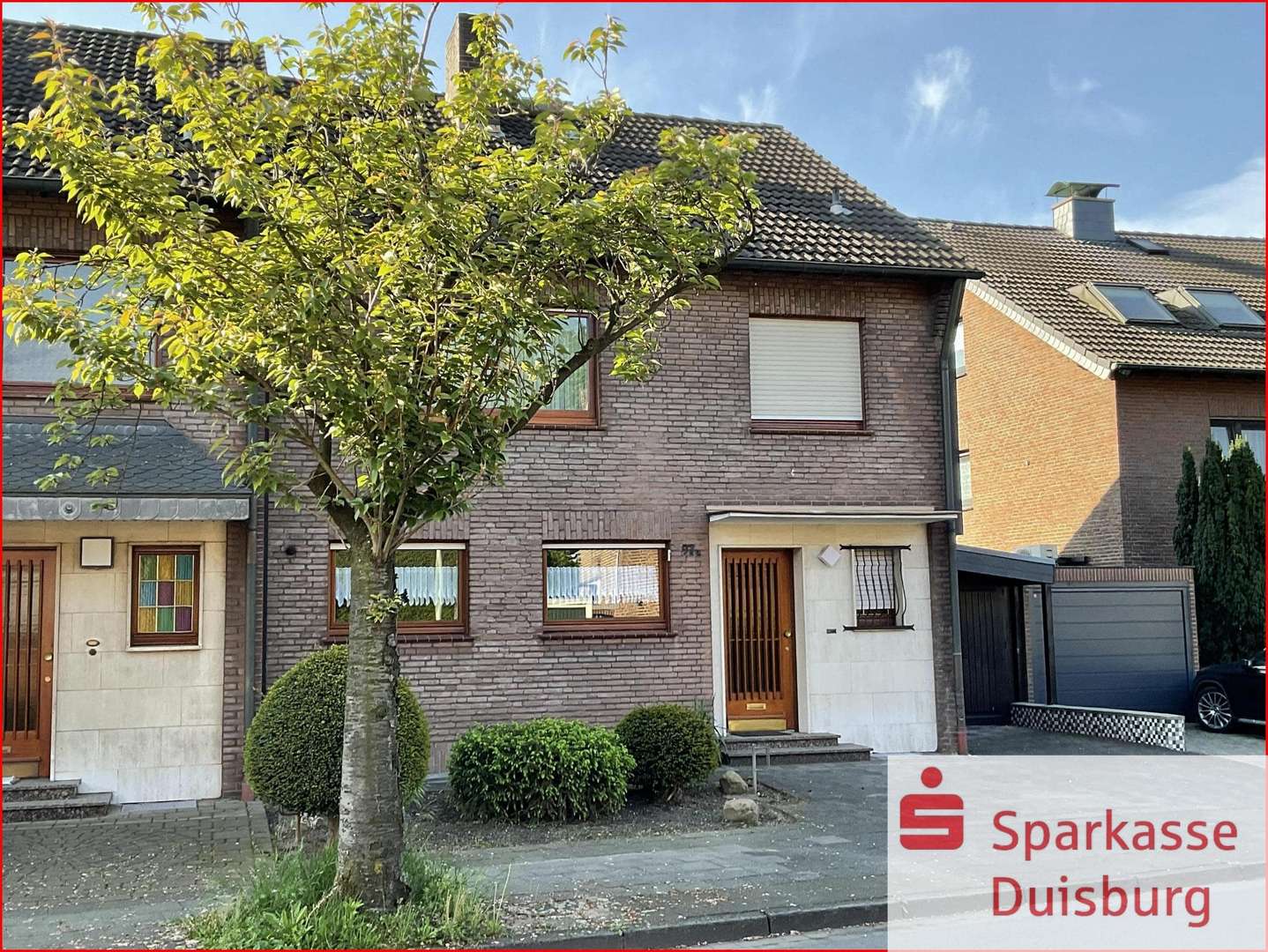 Vorderseite - Reihenendhaus in 47228 Duisburg mit 115m² kaufen