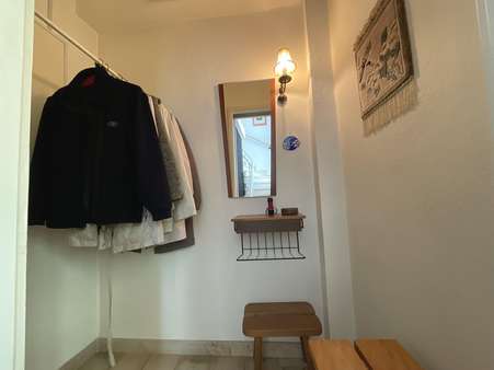 Garderobe - Einfamilienhaus in 47229 Duisburg mit 149m² kaufen