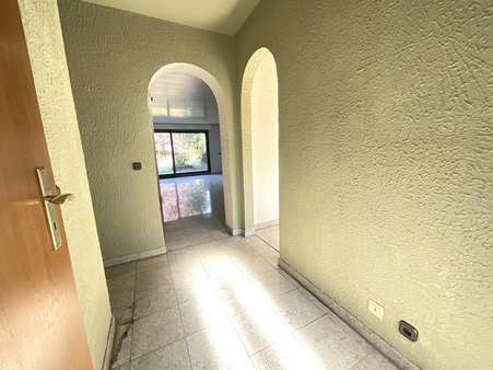 Flur Flur - Reihenmittelhaus in 47249 Duisburg mit 94m² kaufen