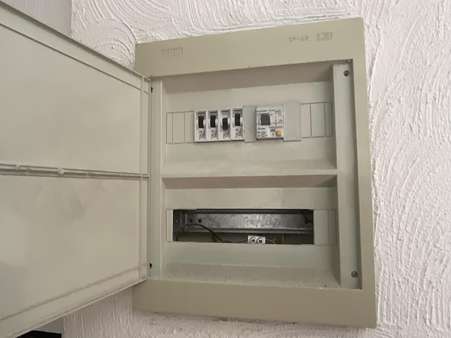 Stromkasten Stromkasten - Erdgeschosswohnung in 47057 Duisburg mit 66m² kaufen