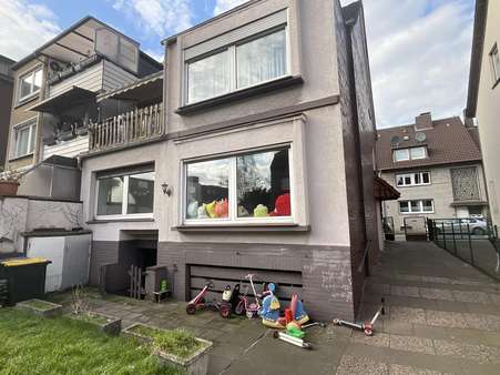 Rückansicht - Mehrfamilienhaus in 47179 Duisburg mit 197m² als Kapitalanlage kaufen