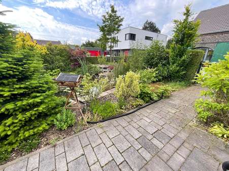 Garten - Einfamilienhaus in 47228 Duisburg mit 270m² kaufen