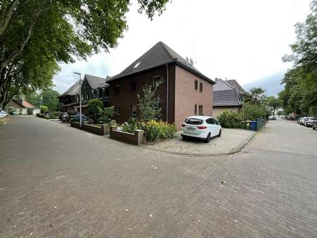 Seitenansicht - Zweifamilienhaus in 46119 Oberhausen mit 150m² kaufen