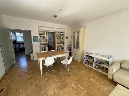 Wohnzimmer Wohnzimmer - Etagenwohnung in 47058 Duisburg mit 72m² kaufen