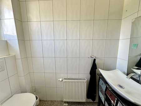 Gäste-WC - Reihenmittelhaus in 47475 Kamp-Lintfort mit 124m² kaufen