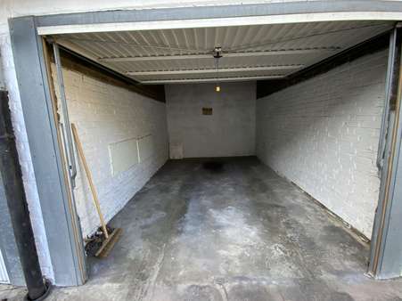 Beispielgarage - Mehrfamilienhaus in 47137 Duisburg mit 469m² als Kapitalanlage kaufen