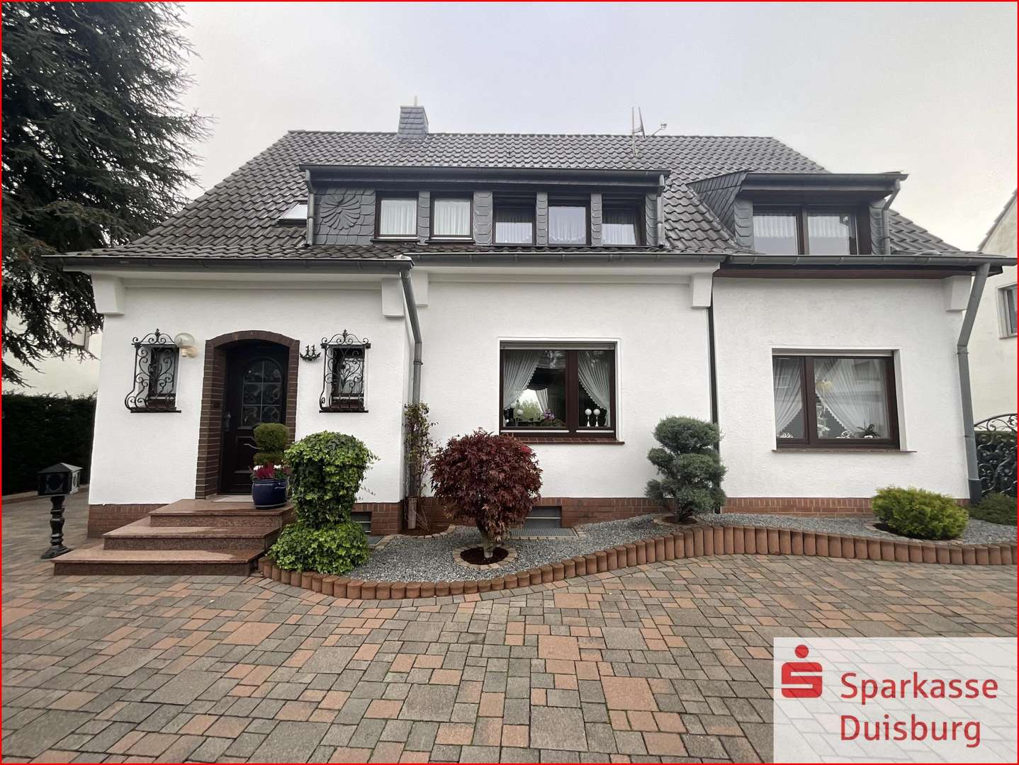 Frontalansicht - Einfamilienhaus in 47199 Duisburg mit 155m² kaufen