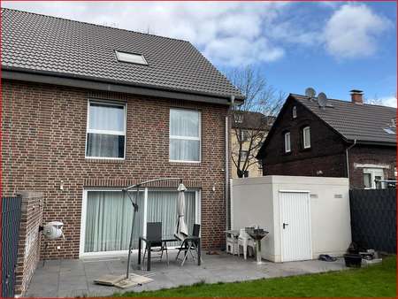 Rückansicht - Doppelhaushälfte in 47167 Duisburg mit 160m² kaufen