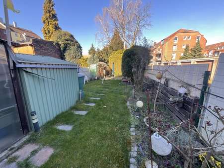 Garten - Mehrfamilienhaus in 47229 Duisburg mit 199m² kaufen