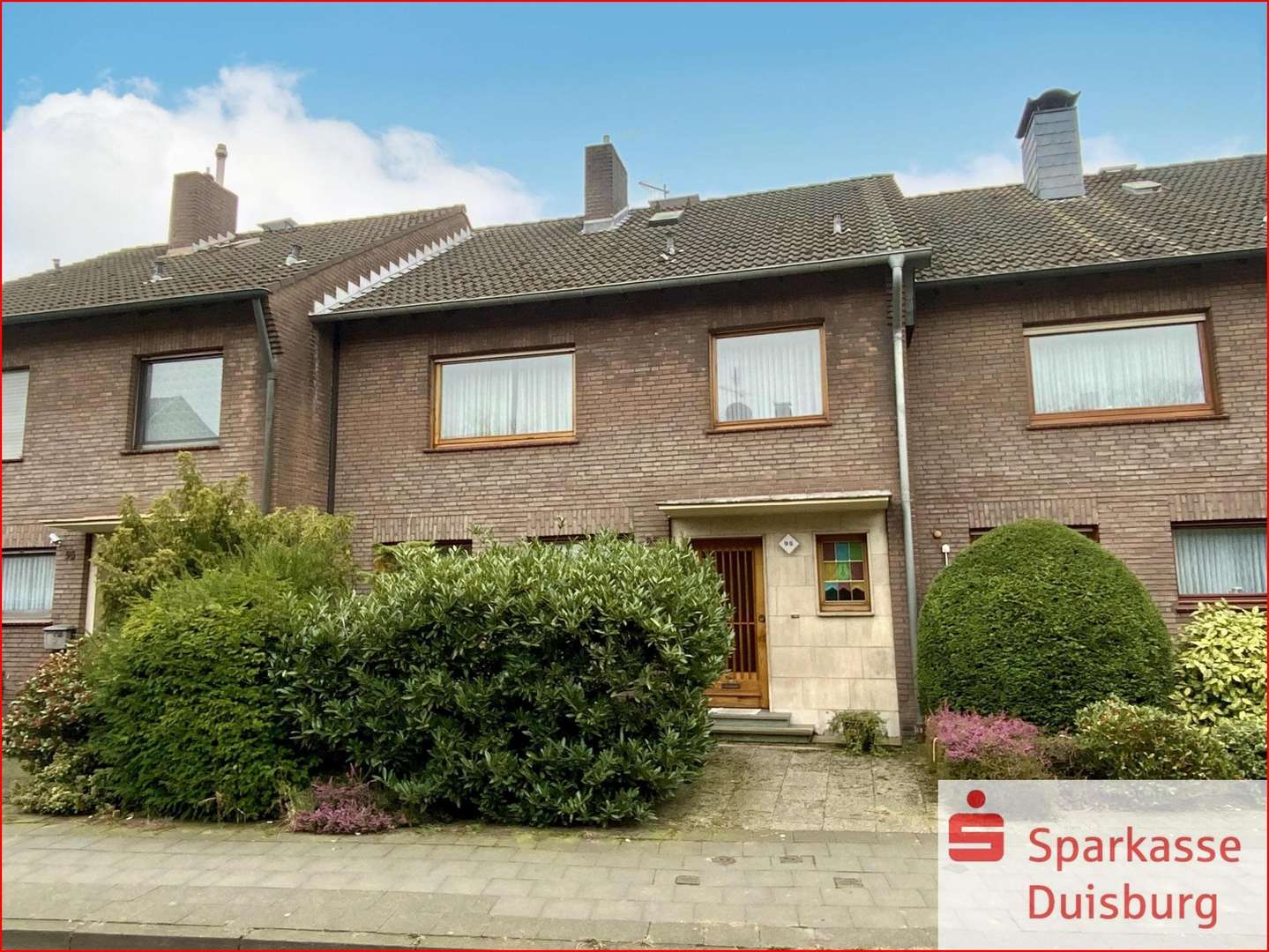 Straßenansicht - Reihenmittelhaus in 47228 Duisburg mit 115m² kaufen