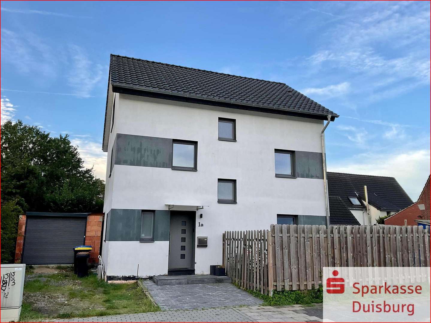 Straßenansicht - Einfamilienhaus in 47506 Neukirchen-Vluyn mit 151m² kaufen