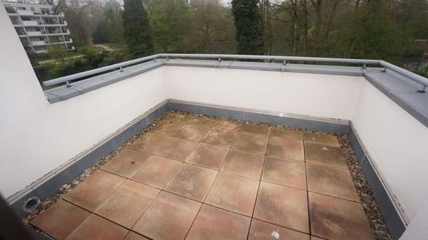 der Balkon zur Wohnung - Etagenwohnung in 47441 Moers mit 63m² kaufen