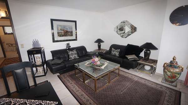 Platz für gemütliche Fernsehabende - Etagenwohnung in 47441 Moers mit 63m² kaufen