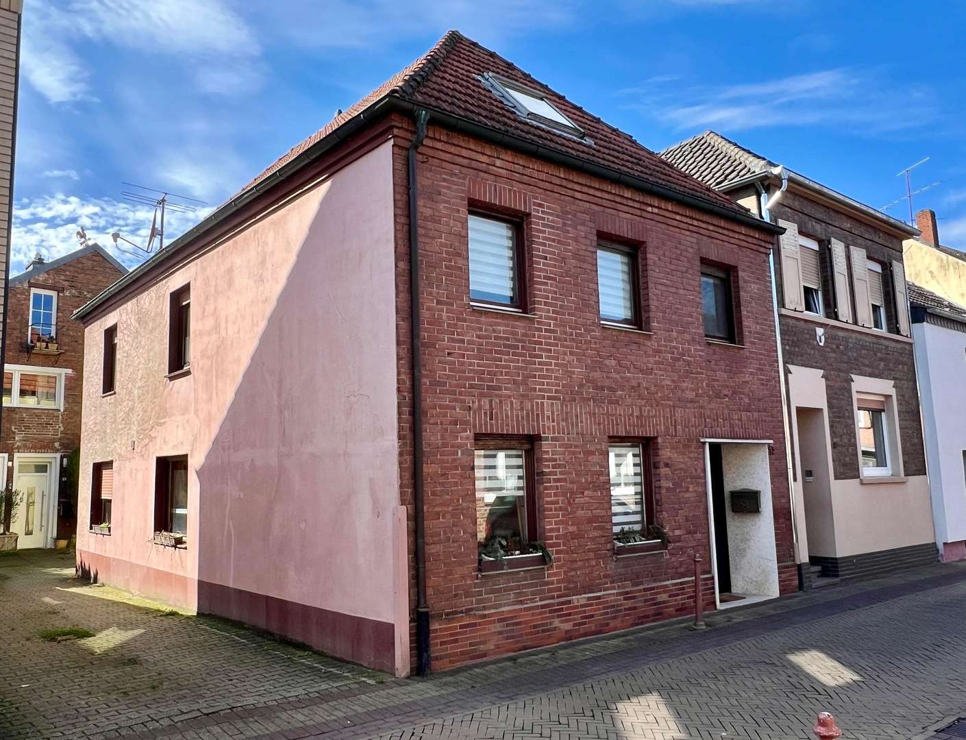 Hausansicht - Reihenendhaus in 46519 Alpen mit 110m² kaufen