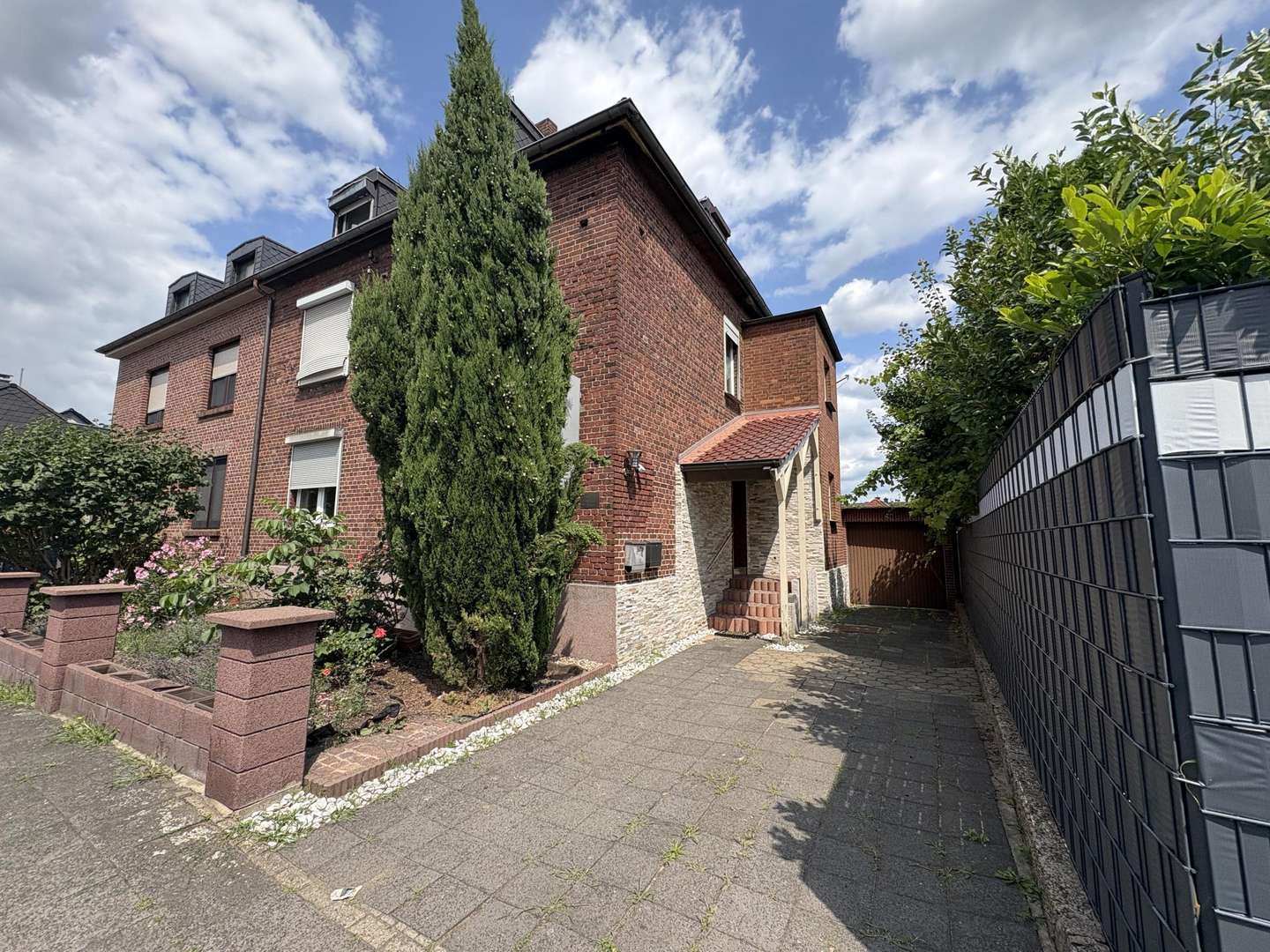 Start Start - Doppelhaushälfte in 47443 Moers mit 123m² kaufen