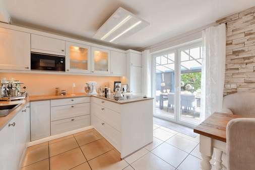 die geräumige Küche die geräumige Küche - Einfamilienhaus in 47228 Duisburg mit 168m² kaufen