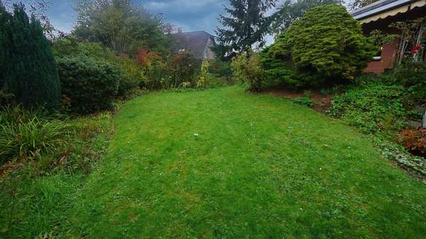 im Garten genießen Sie Ihre Ruhe - Bungalow in 47443 Moers mit 186m² kaufen
