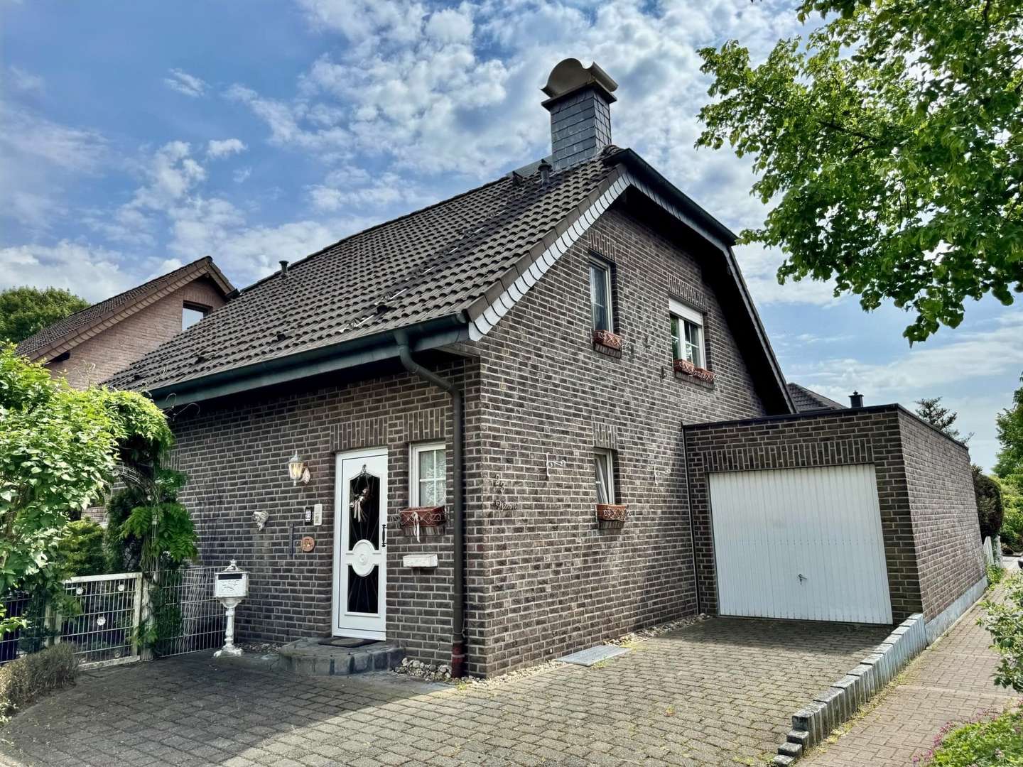 Herein spaziert! Herein spaziert! - Einfamilienhaus in 47445 Moers mit 97m² kaufen
