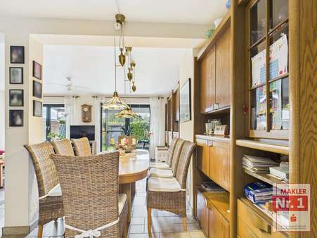 EG Wohn-/Esszimmer: Essbereich - Reihenmittelhaus in 46485 Wesel mit 122m² kaufen