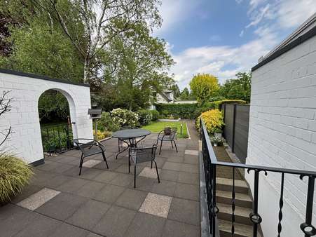 Terrasse Garten - Doppelhaushälfte in 46147 Oberhausen mit 130m² kaufen