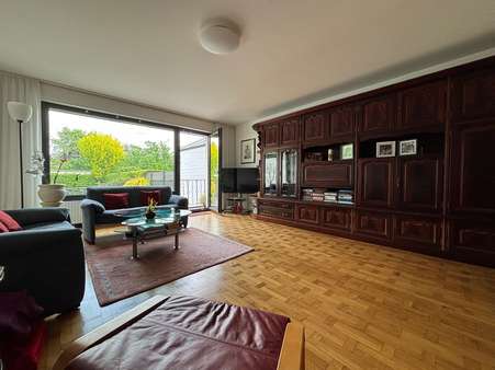Wohnzimmer - Doppelhaushälfte in 46147 Oberhausen mit 130m² kaufen