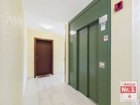 Hausflur Aufzug - Etagenwohnung in 46485 Wesel mit 65m² kaufen