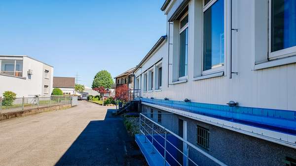 Auffahrt - Sonstige in 46539 Dinslaken mit 142m² kaufen