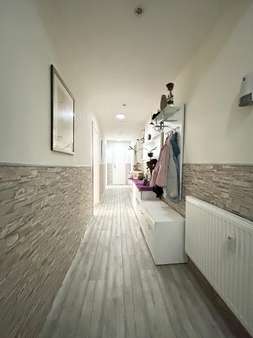 Wohnungsflur Wohnungsflur - Erdgeschosswohnung in 46117 Oberhausen mit 73m² kaufen