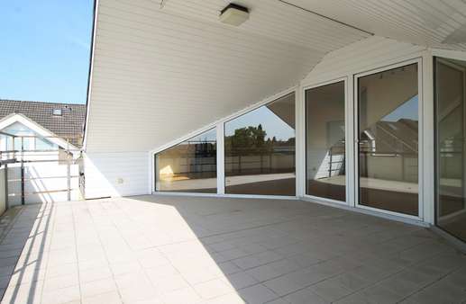 Dachterrasse Dachterrasse - Dachgeschosswohnung in 46539 Dinslaken mit 122m² kaufen