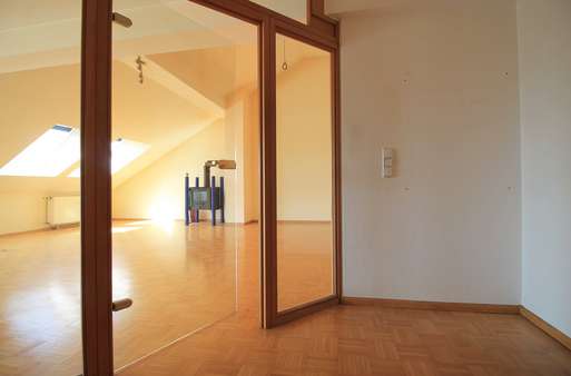 Diele / Eingangsbereich Diele / Eingangsbereich - Dachgeschosswohnung in 46539 Dinslaken mit 122m² kaufen