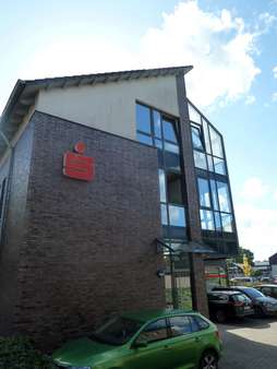 Eingangsansicht Eingangsansicht - Etagenwohnung in 46499 Hamminkeln mit 87m² mieten