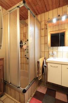 Duschbad im Erdgeschoss - Doppelhaushälfte in 46562 Voerde mit 110m² günstig kaufen