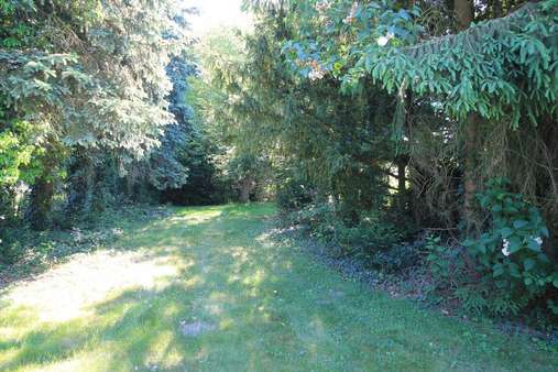 Gartenansicht - Einfamilienhaus in 46562 Voerde mit 130m² kaufen
