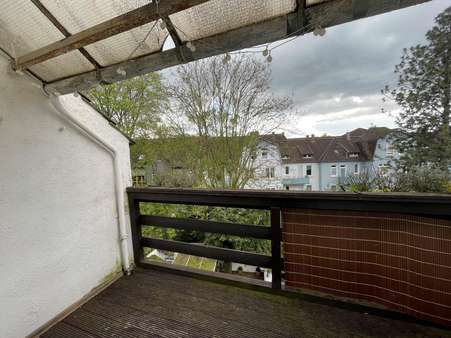 Balkon am Wohnzimmer - Maisonette-Wohnung in 47169 Duisburg mit 134m² kaufen