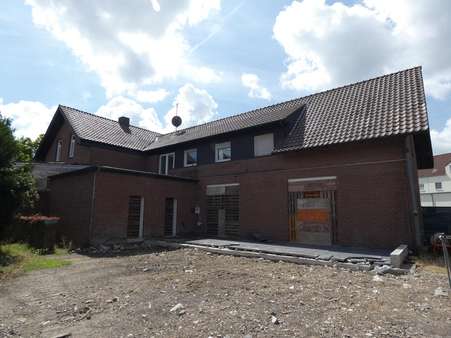 Rückansicht - Mehrfamilienhaus in 46535 Dinslaken mit 356m² kaufen
