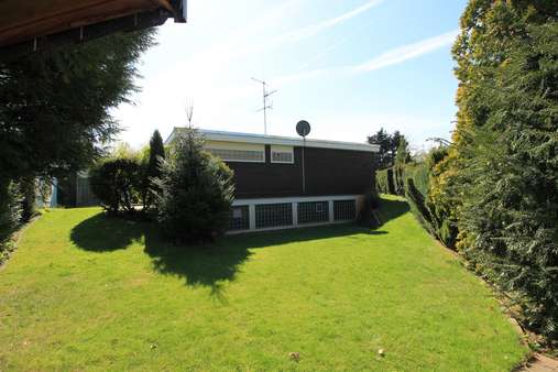 Rückansicht - Bungalow in 46537 Dinslaken mit 140m² kaufen