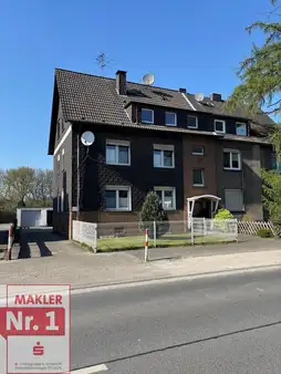 Charmante 3,5-Zimmer-Erdgeschosswohnung mit Wintergarten, Garten & Garage – langfristig vermietet